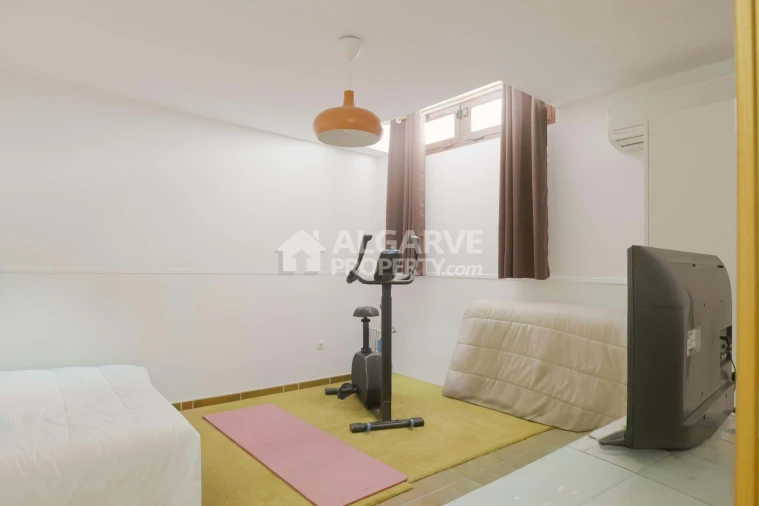 Moradia T3 para Venda em Quarteira Foto 24