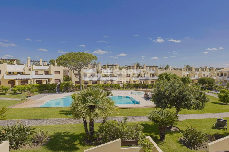 Moradia T3 para Venda em Quarteira Foto 29