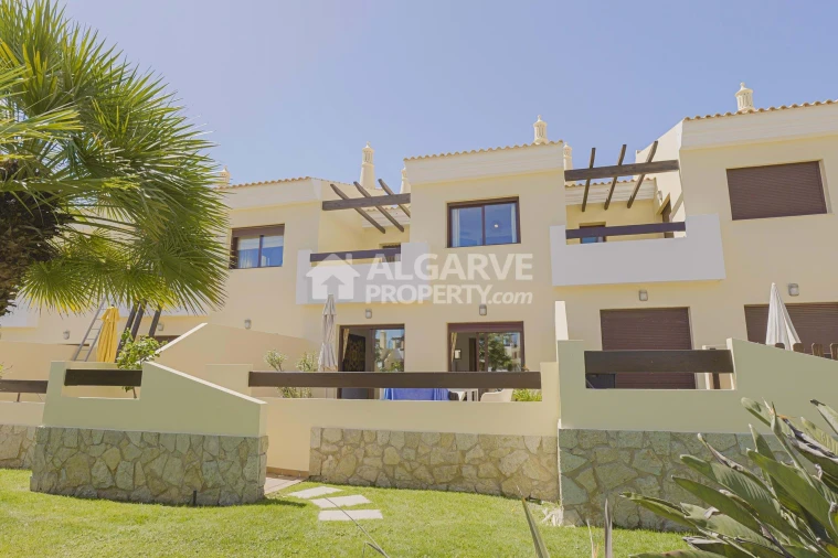 Moradia T3 para Venda em Quarteira Foto 30