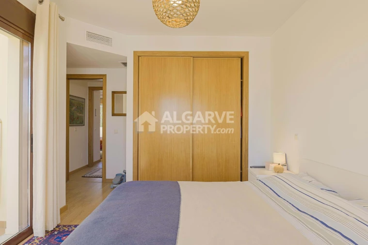 Moradia T3 para Venda em Quarteira Foto 17