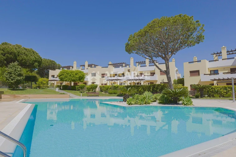 Moradia T3 para Venda em Quarteira Foto 28