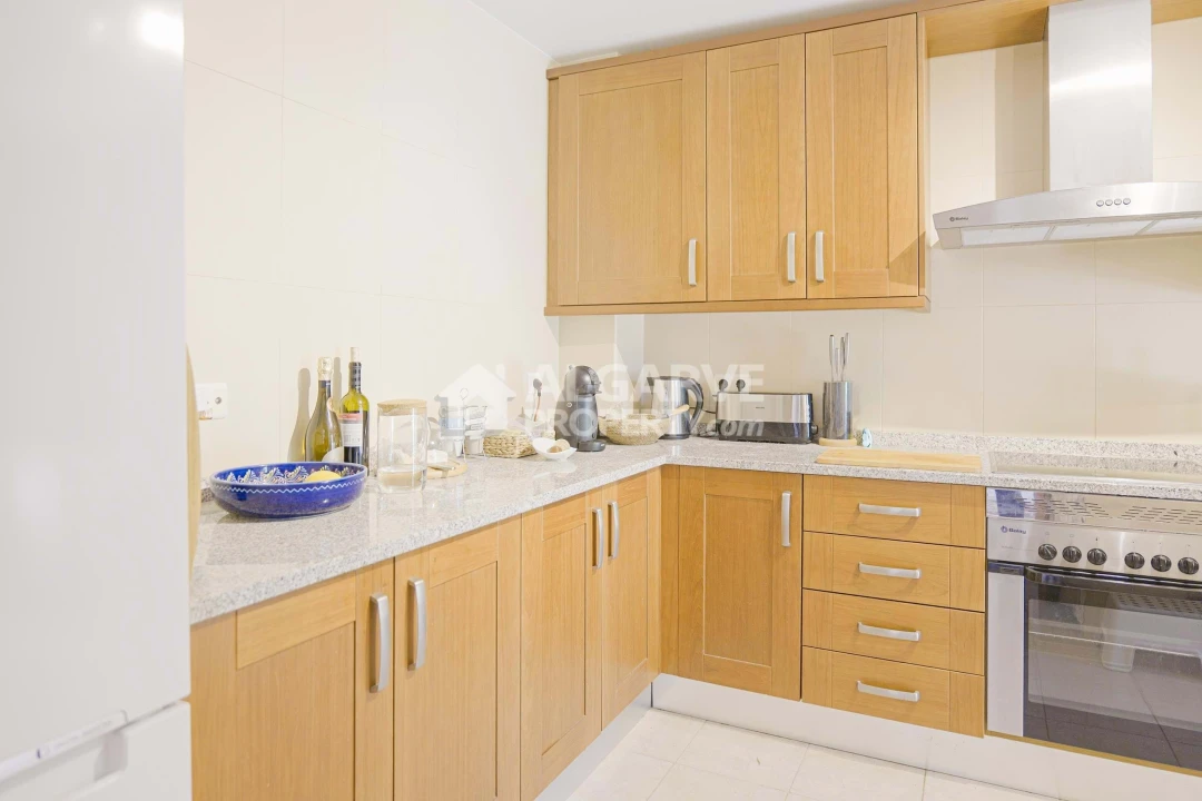 Moradia T3 para Venda em Quarteira Foto 11