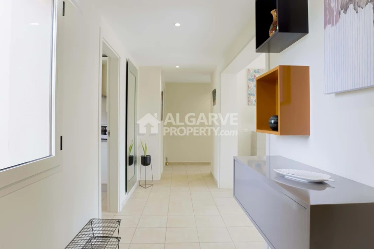 Apartamento T2 para Venda em Quarteira Foto 12