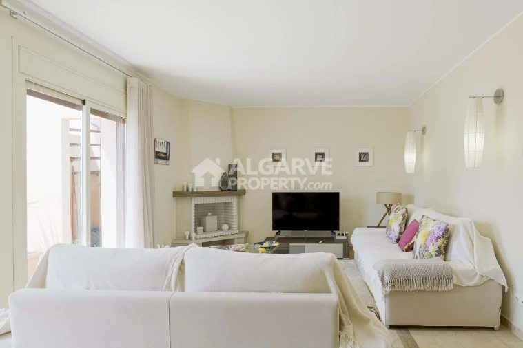 Apartamento T2 para Venda em Quarteira Foto 10