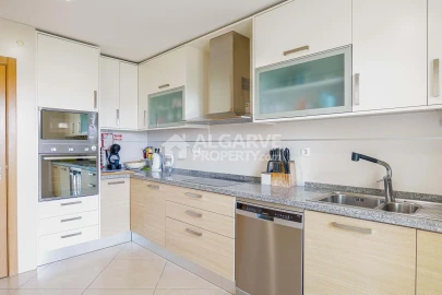 Apartamento T3 para Venda em Quarteira