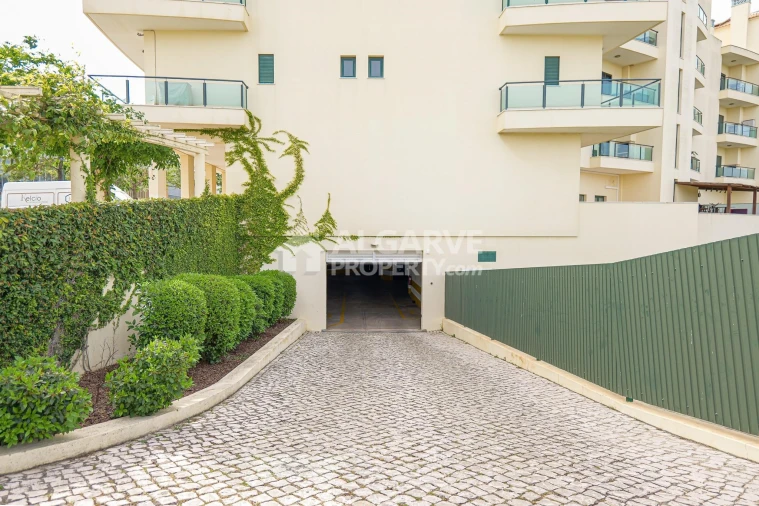 Apartamento T3 para Venda em Quarteira Foto 22