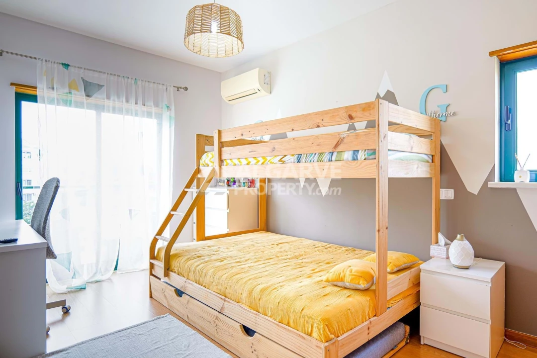 Apartamento T3 para Venda em Quarteira Foto 15
