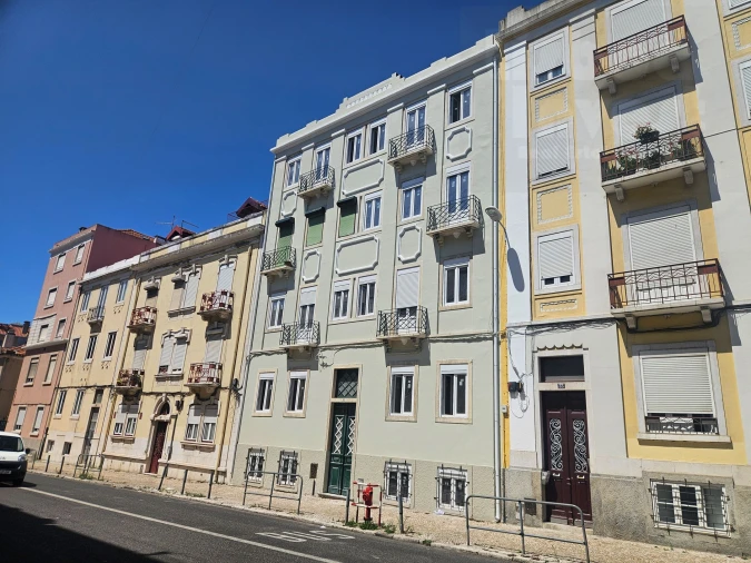 Apartamento T3 para Venda em Arroios Foto 6
