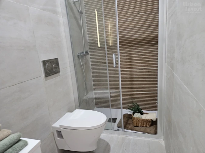 Apartamento T3 para Venda em Arroios Foto 9