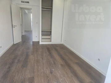 Apartamento T3 para Venda em Venteira