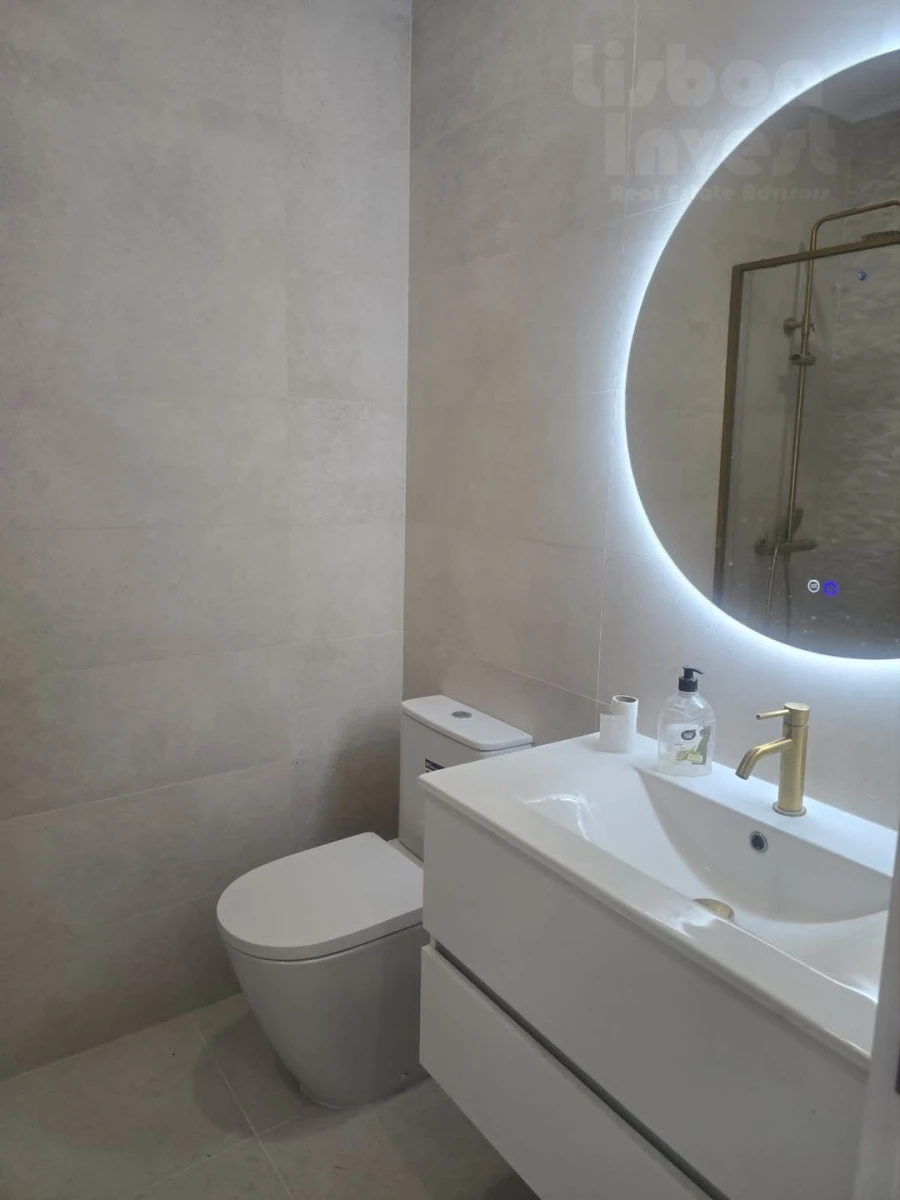 Apartamento T3 para Venda em Venteira Foto 5