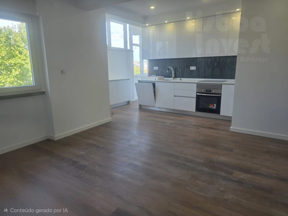Apartamento T3 para Venda em Venteira Foto 1