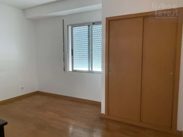 Apartamento T6 para Venda em Agualva e Mira-Sintra