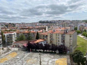 Apartamento T6 para Venda em Agualva e Mira-Sintra