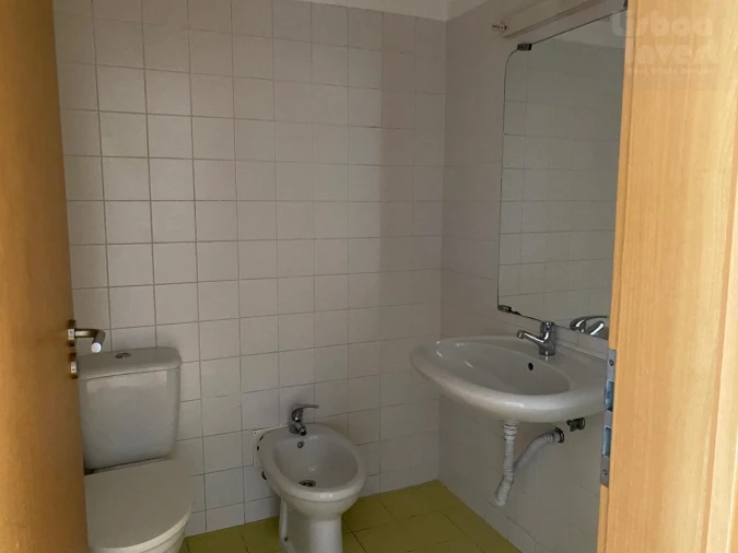 Apartamento T6 para Venda em Agualva e Mira-Sintra Foto 17