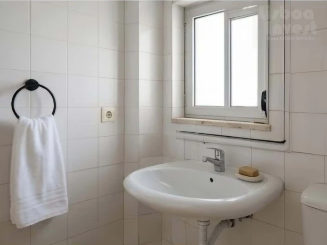 Apartamento T6 para Venda em Agualva e Mira-Sintra Foto 8