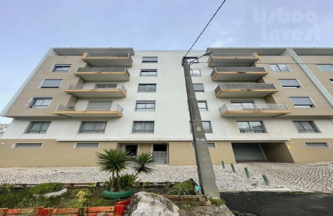 Terreno para Venda em Agualva e Mira-Sintra Foto 1