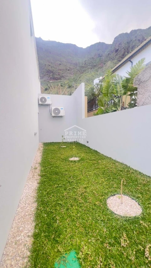 Moradia T3 para Venda em Paul do Mar