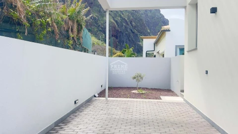 Moradia T3 para Venda em Paul do Mar