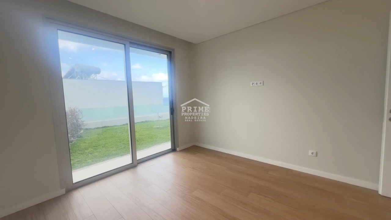 Moradia T3 para Venda em Paul do Mar Foto 15