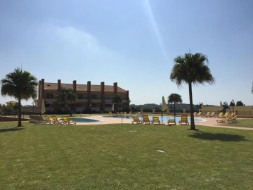 Moradia T4 para Venda em Quarteira