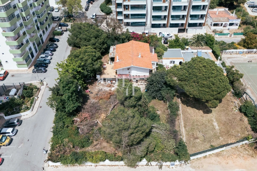 Terreno para Venda em Quarteira Foto 9