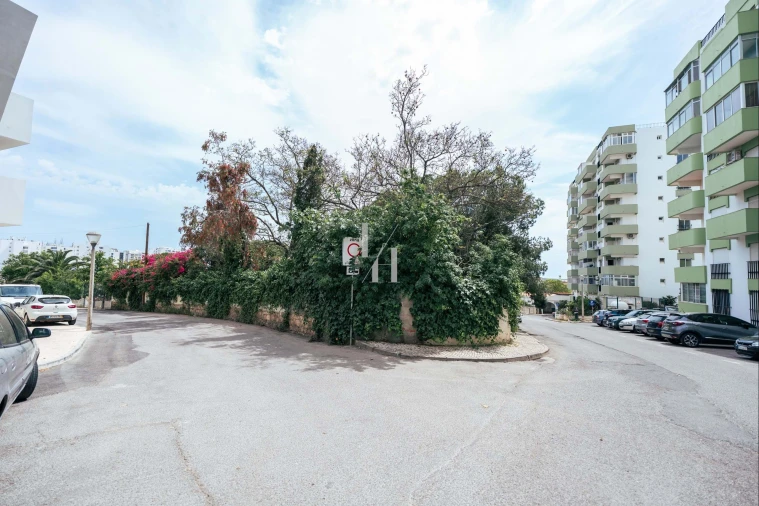 Terreno para Venda em Quarteira Foto 4