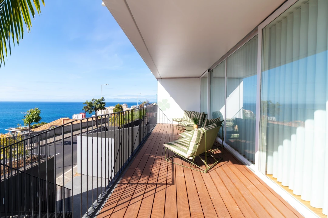 Moradia T3 para Venda em São Martinho Foto 1