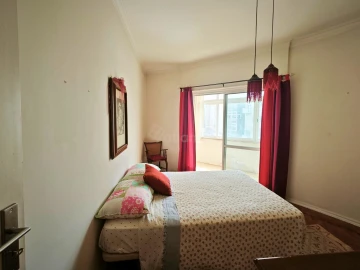 Apartamento T1 para Venda em Campo de Ourique