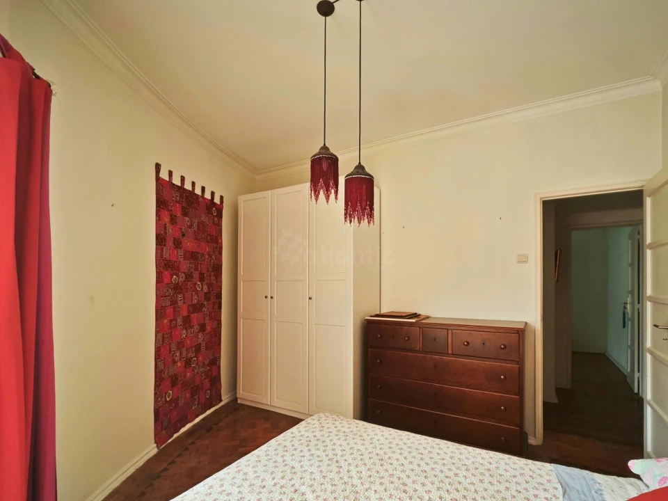 Apartamento T1 para Venda em Campo de Ourique Foto 13