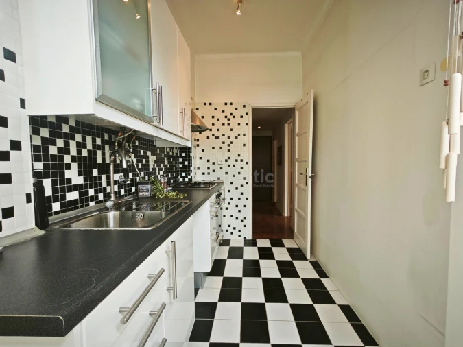 Apartamento T1 para Venda em Campo de Ourique Foto 10