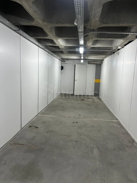 Armazém para Arrendamento em Massamá e Monte Abraão