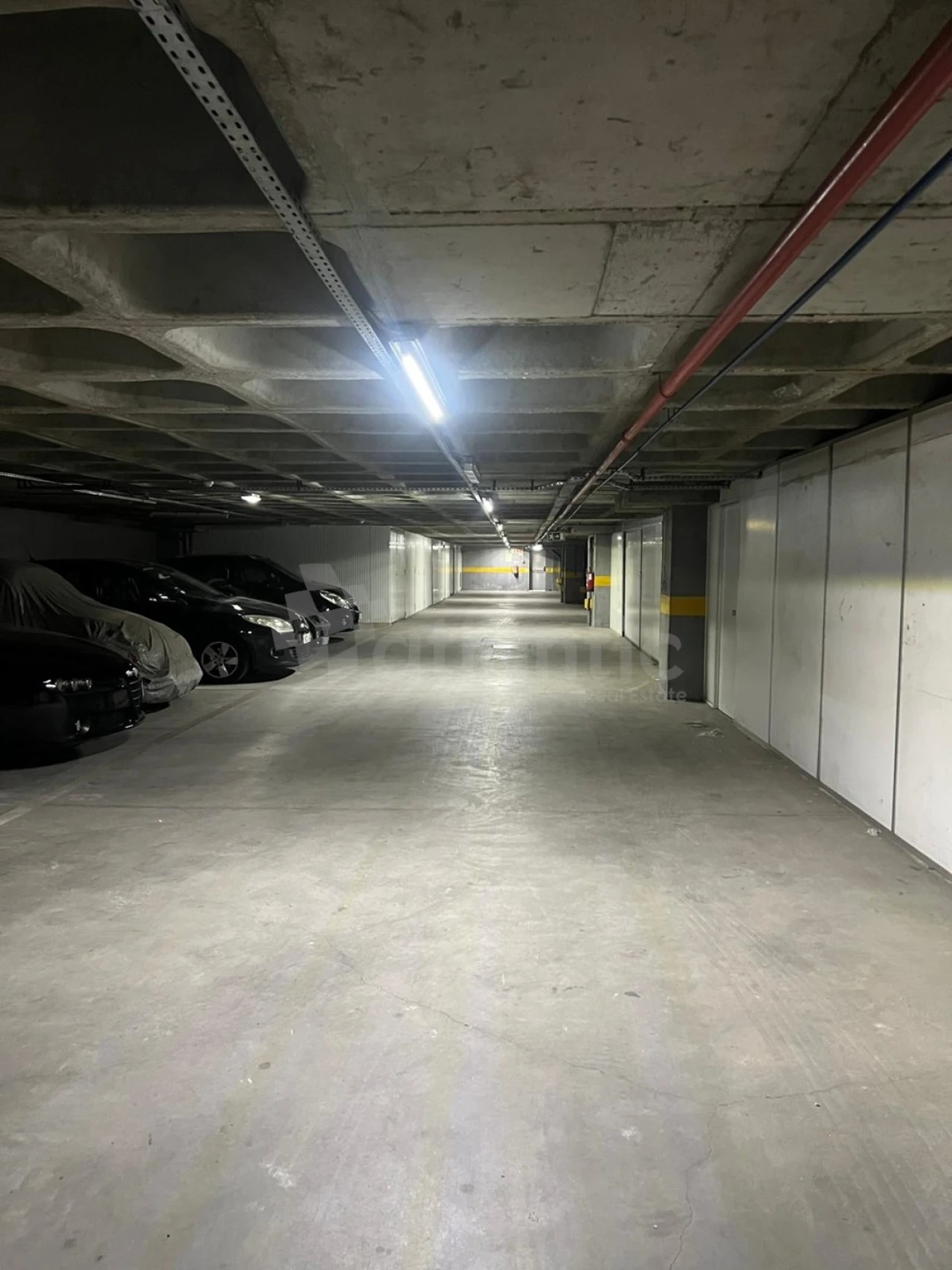 Armazém para Arrendamento em Massamá e Monte Abraão Foto 1