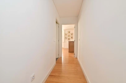 Apartamento T3 para Venda em São Vicente