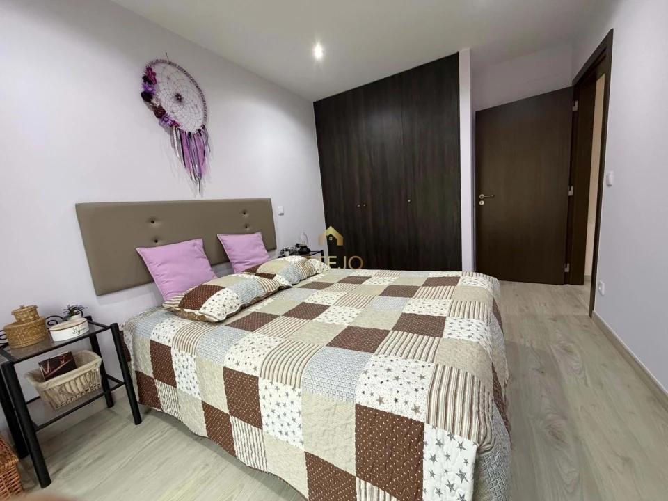 Moradia T2 para Venda em Maxial e Monte Redondo Foto 19