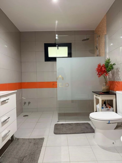 Moradia T2 para Venda em Maxial e Monte Redondo