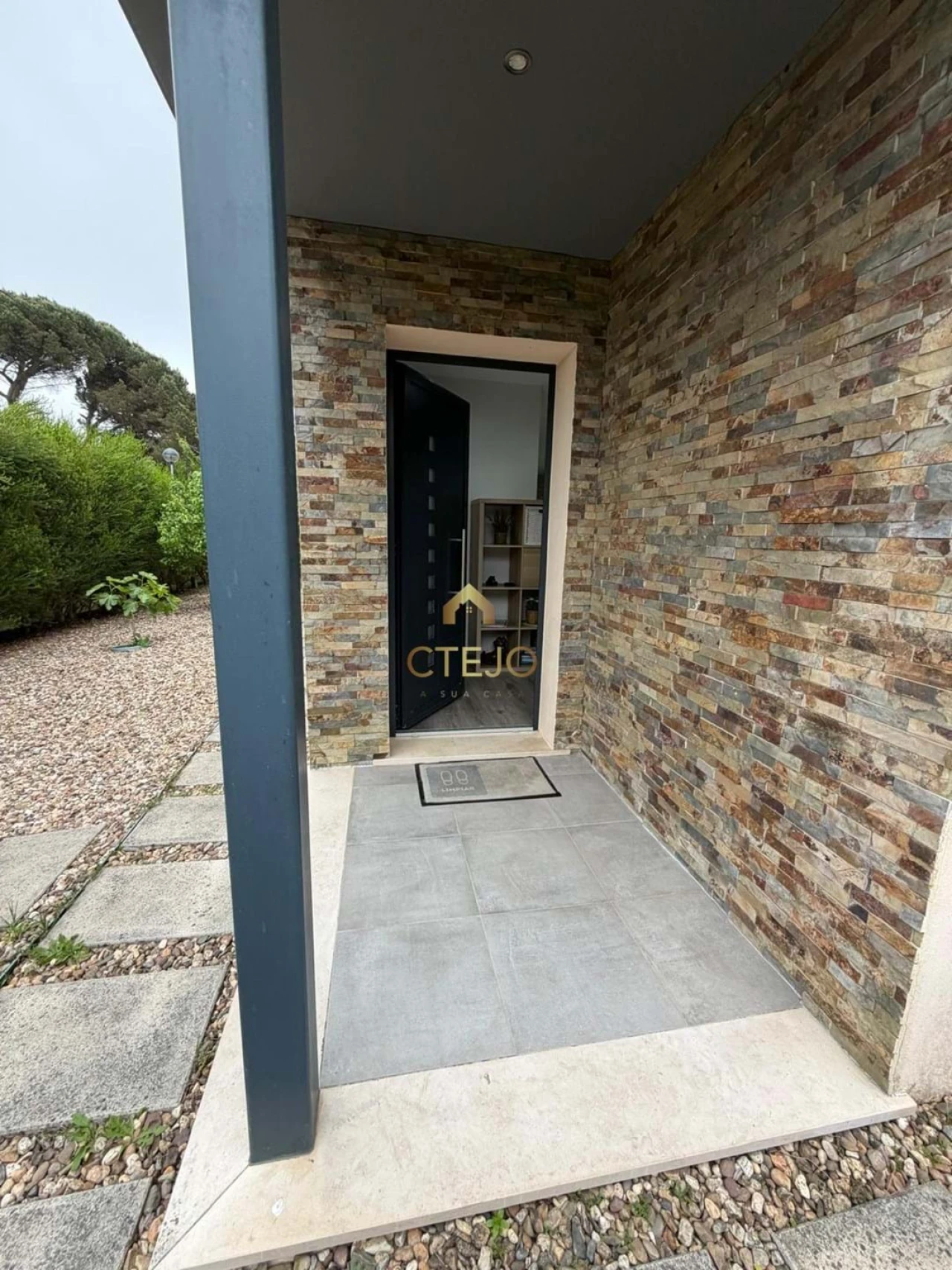 Moradia T2 para Venda em Maxial e Monte Redondo Foto 28