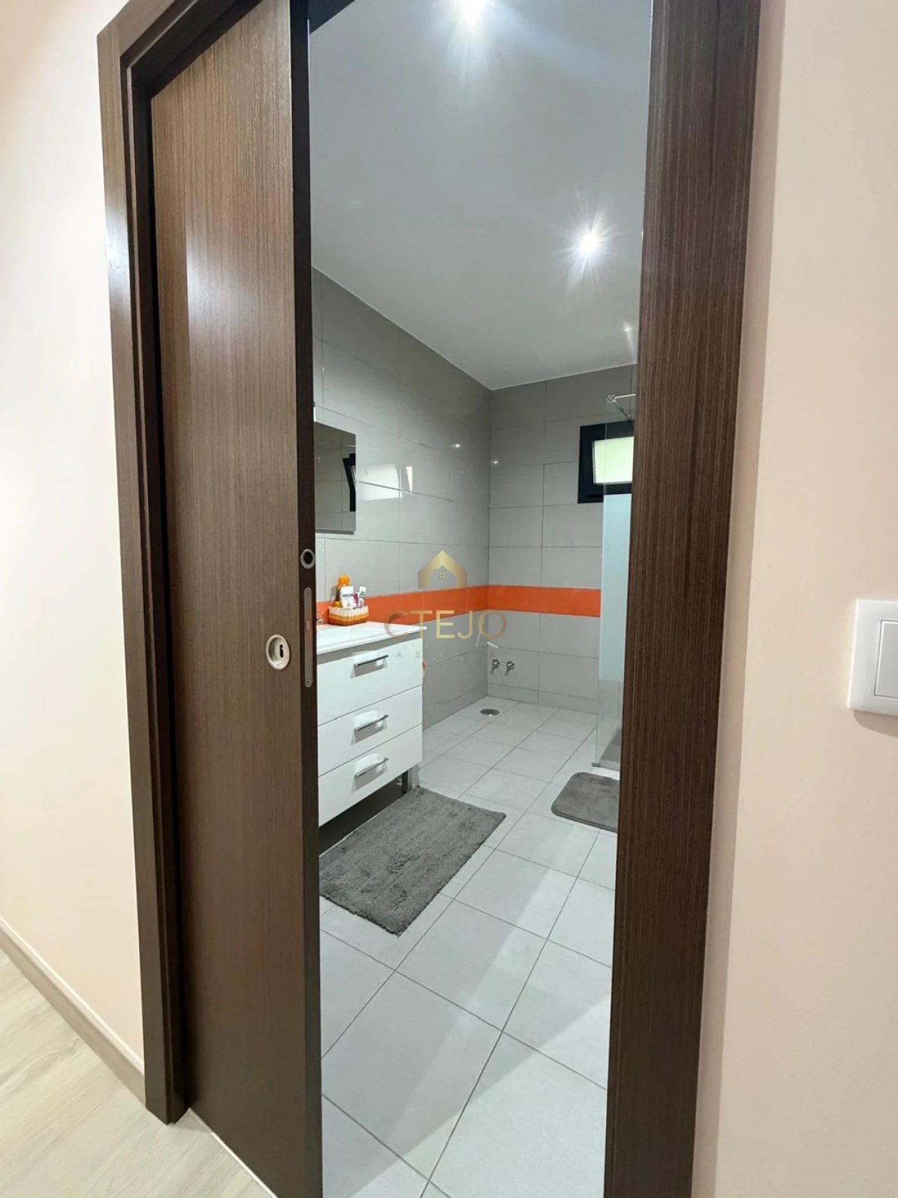 Moradia T2 para Venda em Maxial e Monte Redondo Foto 16