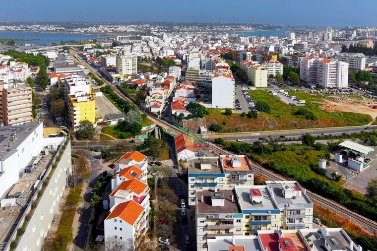Apartamento T2 para Venda em Portimão Foto 34