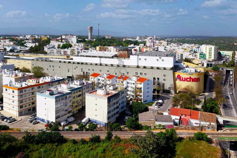 Apartamento T2 para Venda em Portimão Foto 32
