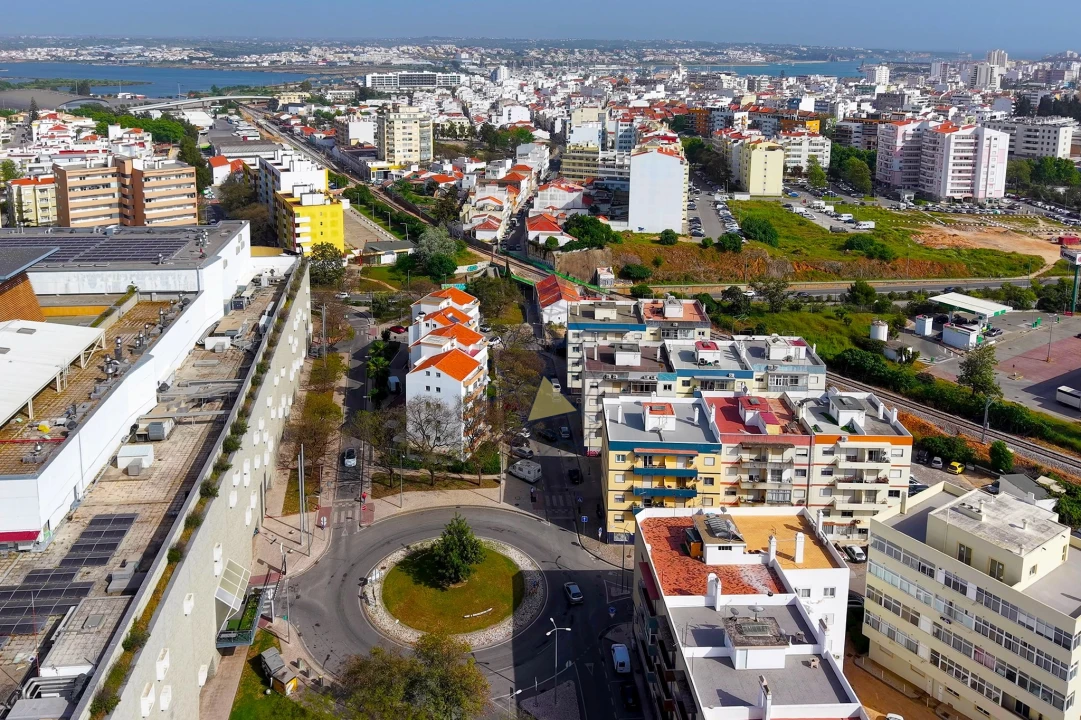 Apartamento T2 para Venda em Portimão Foto 35