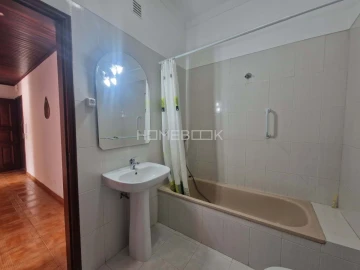 Apartamento T1 para Arrendamento em Setubal (São Sebastião)