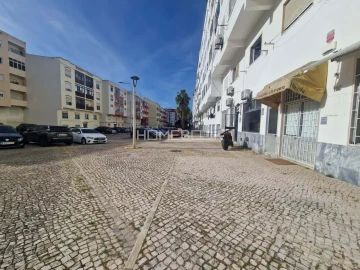 Apartamento T1 para Arrendamento em Setubal (São Sebastião)