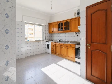 Apartamento T1 para Arrendamento em Setubal (São Sebastião)