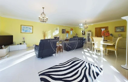 Moradia T4 para Venda em Tavira (Santa Maria e Santiago)