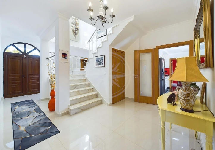 Moradia T4 para Venda em Tavira (Santa Maria e Santiago) Foto 8