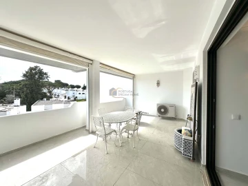 Apartamento T2 para Arrendamento em Albufeira e Olhos de Água