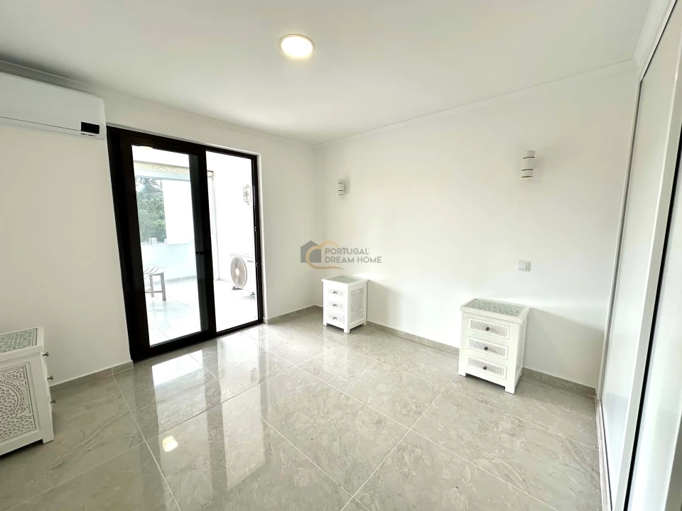 Apartamento T2 para Arrendamento em Albufeira e Olhos de Água Foto 10