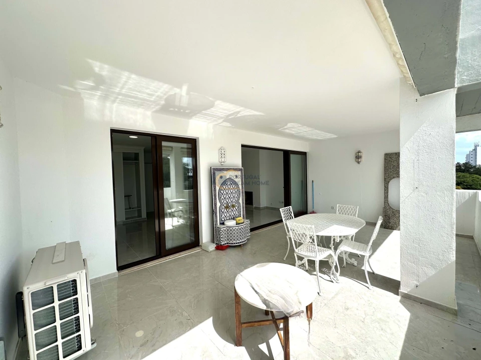 Apartamento T2 para Arrendamento em Albufeira e Olhos de Água Foto 2