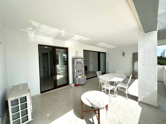 Apartamento T2 para Arrendamento em Albufeira e Olhos de Água Foto 2